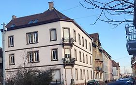 Grand Et Lumineux